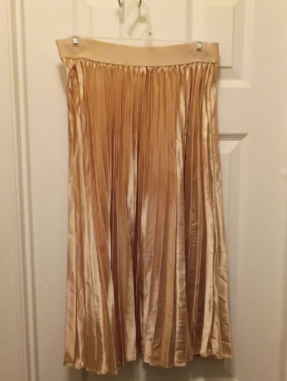 love J Pleated Satin Midi Skirt in Champagne Gold